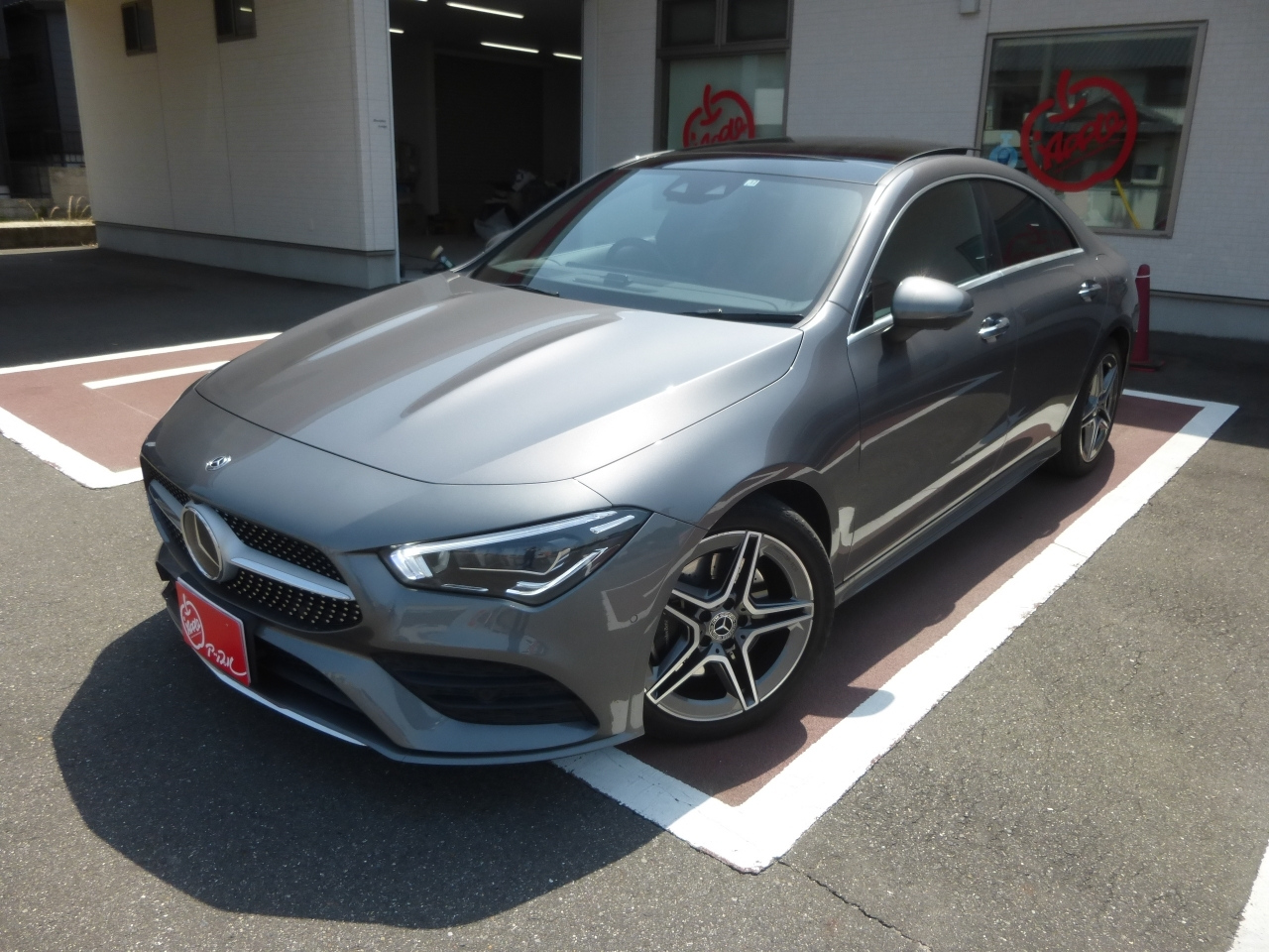 Import and buy MERCEDES BENZ CLA CLASS 2019 from Japan to Nairobi, Kenya