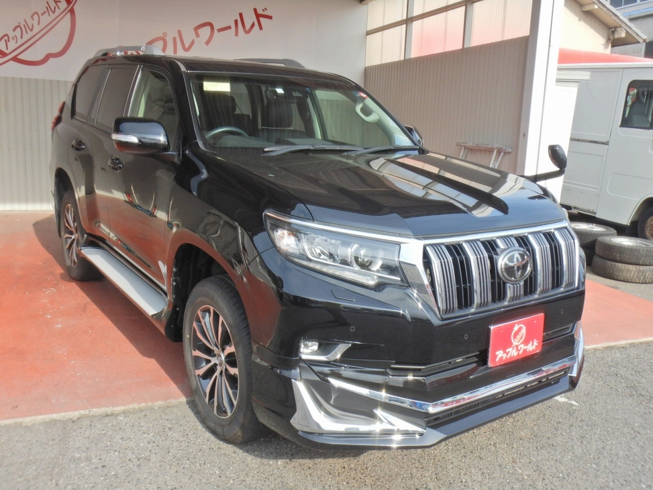 Import and buy TOYOTA LAND CRUISER PRADO 2020 from Japan to Nairobi, Kenya