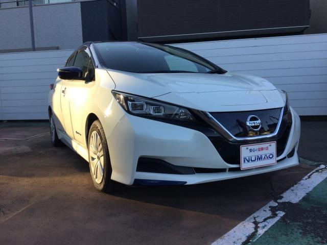 Import and buy NISSAN LEAF 2018 from Japan to Nairobi, Kenya