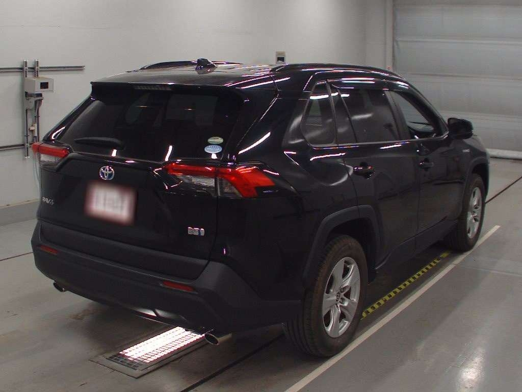 Import and buy TOYOTA RAV4 2020 from Japan to Nairobi, Kenya