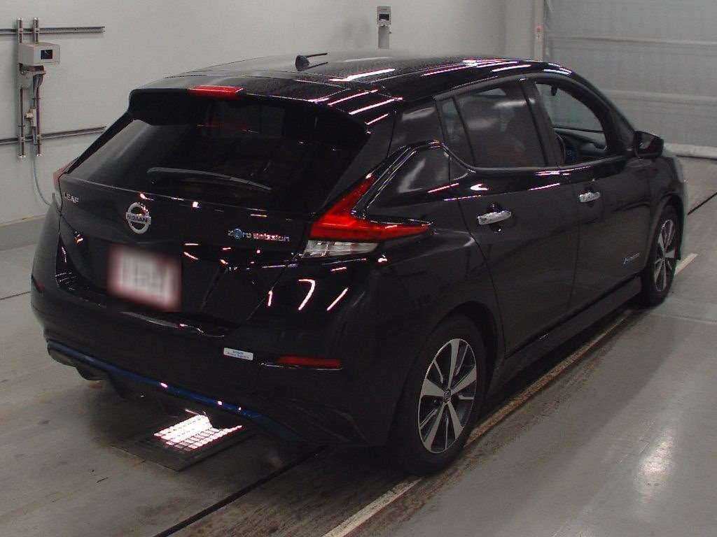 Import and buy NISSAN LEAF 2019 from Japan to Nairobi, Kenya