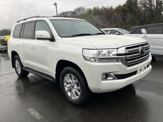 Import and buy TOYOTA LAND CRUISER 2021 from Japan to Nairobi, Kenya