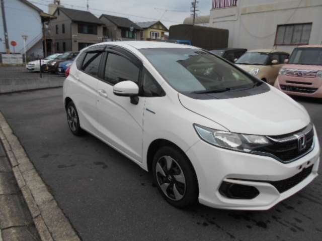 Import and buy HONDA FIT 2017 from Japan to Nairobi, Kenya