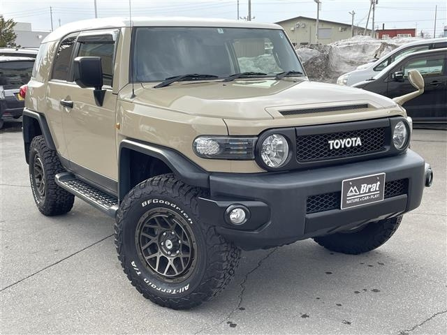 Import and buy TOYOTA FJ CRUISER 2017 from Japan to Nairobi, Kenya