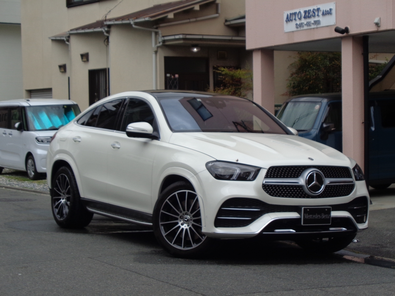 Import and buy MERCEDES BENZ GLE CLASS 2022 from Japan to Nairobi, Kenya