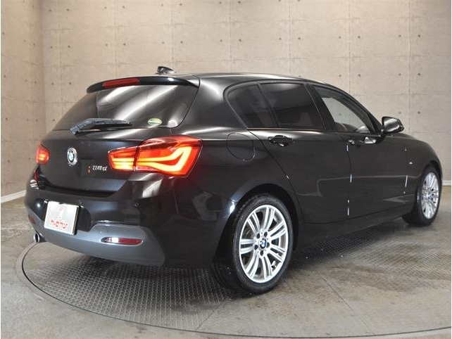 Import and buy BMW 1 SERIES 2017 from Japan to Nairobi, Kenya