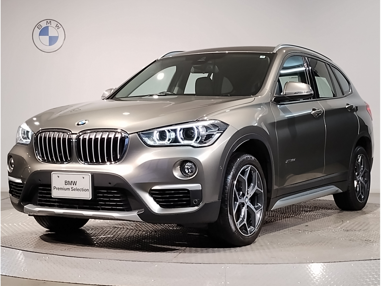 Import and buy BMW X1 2017 from Japan to Nairobi, Kenya