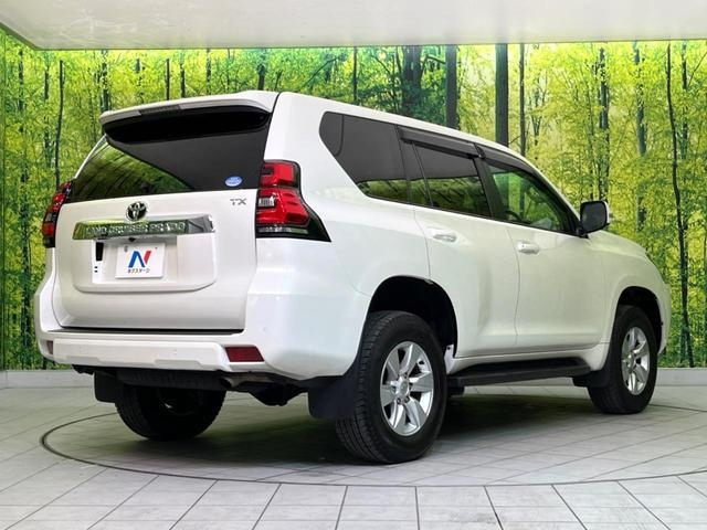 Import and buy TOYOTA LAND CRUISER PRADO 2018 from Japan to Nairobi, Kenya