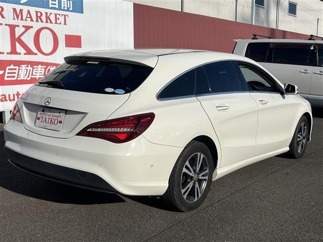 Import and buy MERCEDES BENZ CLA SHOOTING BRAKE 2017 from Japan to Nairobi, Kenya