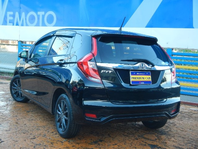 Import and buy HONDA FIT 2018 from Japan to Nairobi, Kenya