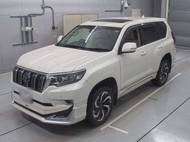 Import and buy TOYOTA LAND CRUISER PRADO 2018 from Japan to Nairobi, Kenya