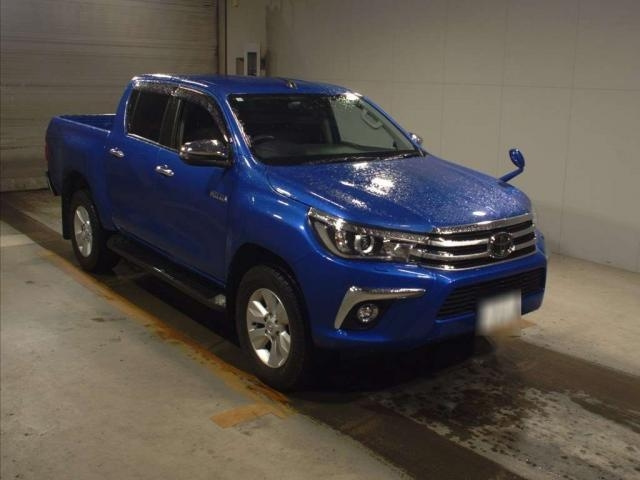 Import and buy TOYOTA HILUX 2018 from Japan to Nairobi, Kenya