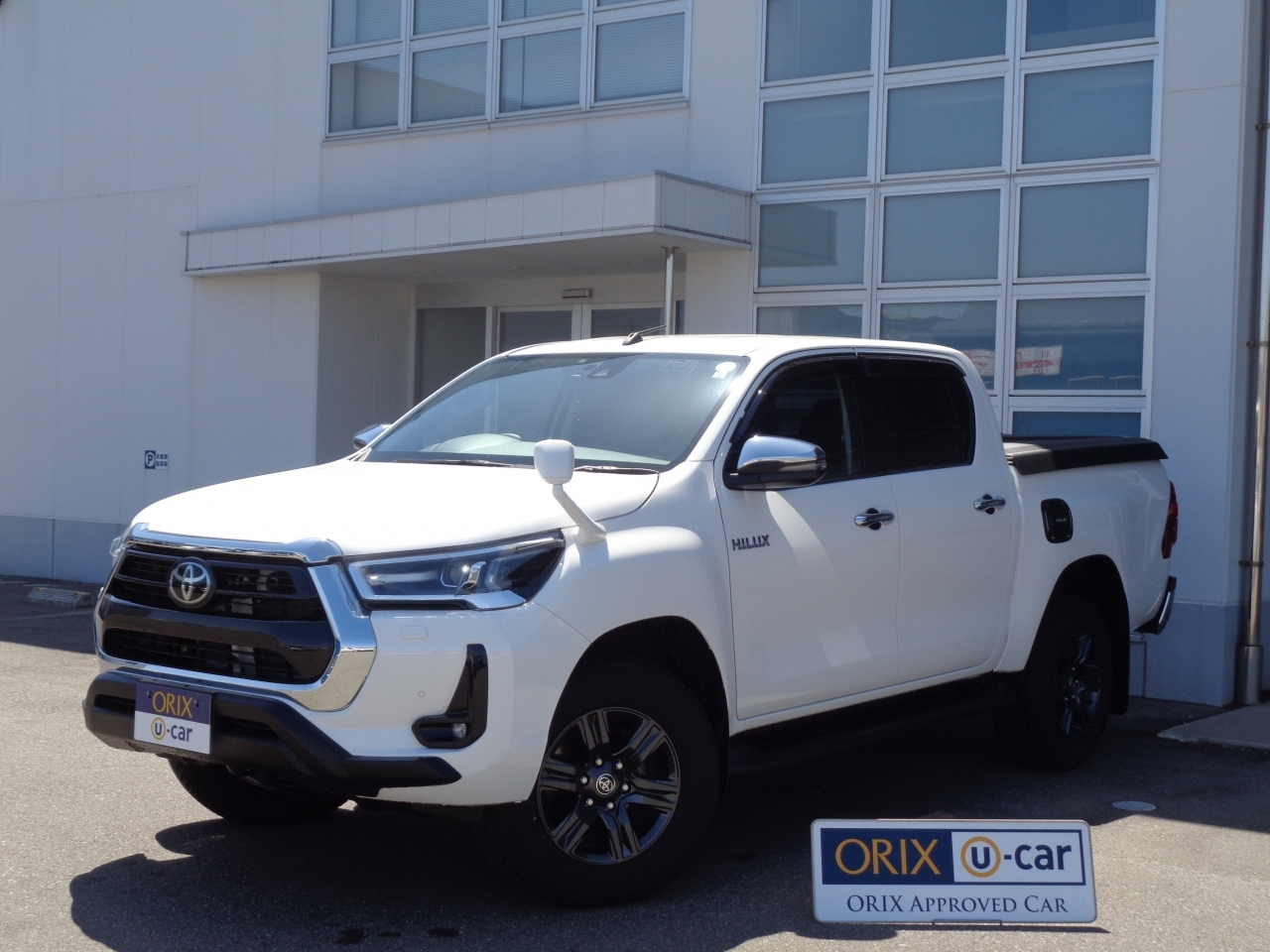 Import and buy TOYOTA HILUX 2023 from Japan to Nairobi, Kenya