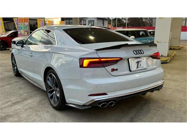 Import and buy AUDI S5 2017 from Japan to Nairobi, Kenya