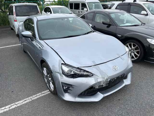 Import and buy TOYOTA 86 2017 from Japan to Nairobi, Kenya