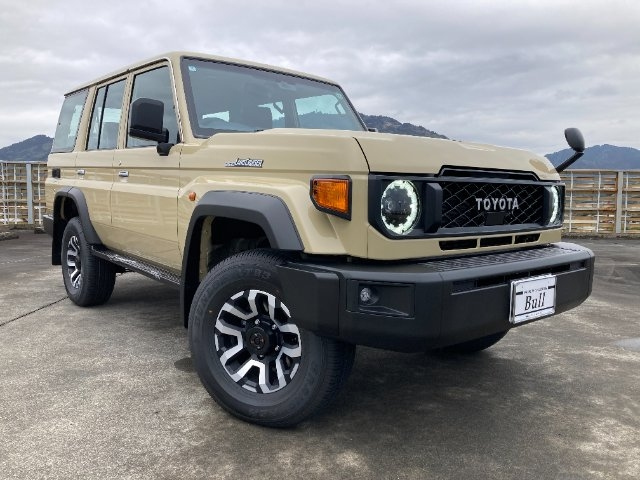 Import and buy TOYOTA LAND CRUISER 2024 from Japan to Nairobi, Kenya