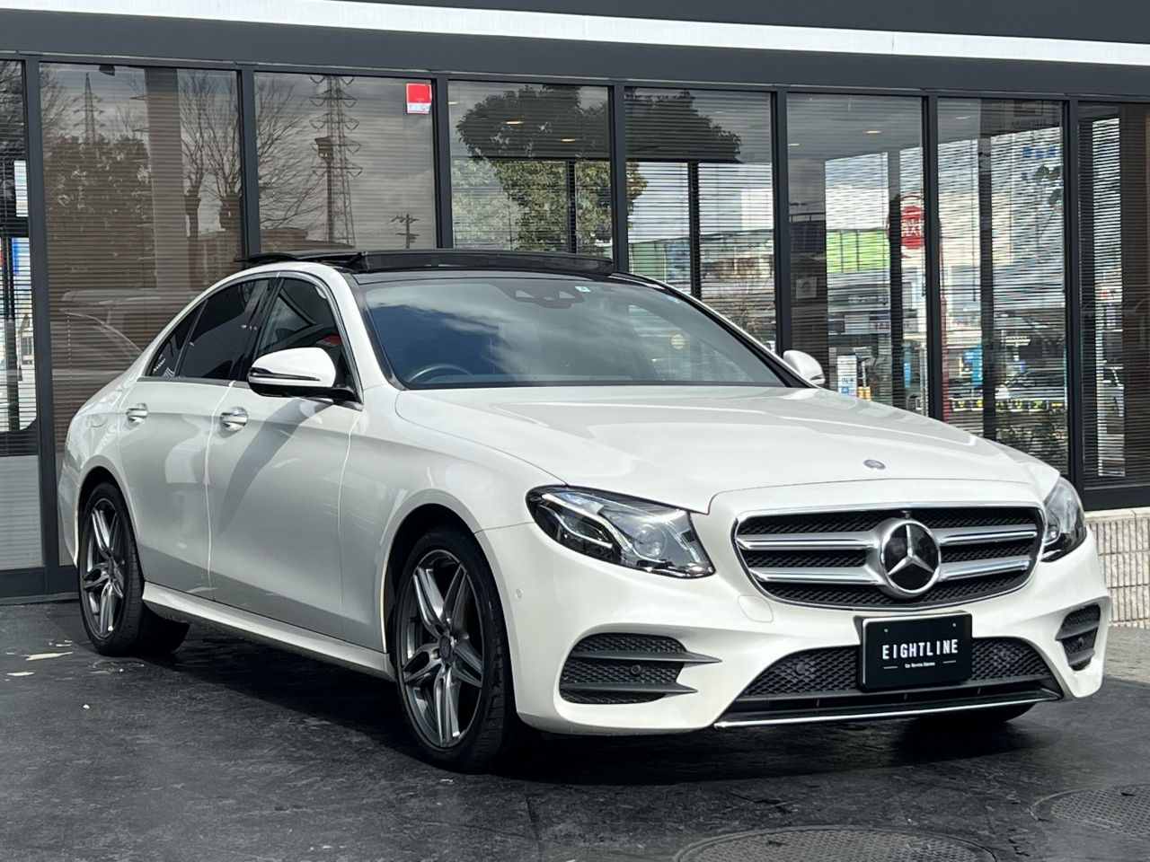 Import and buy MERCEDES BENZ E CLASS 2017 from Japan to Nairobi, Kenya