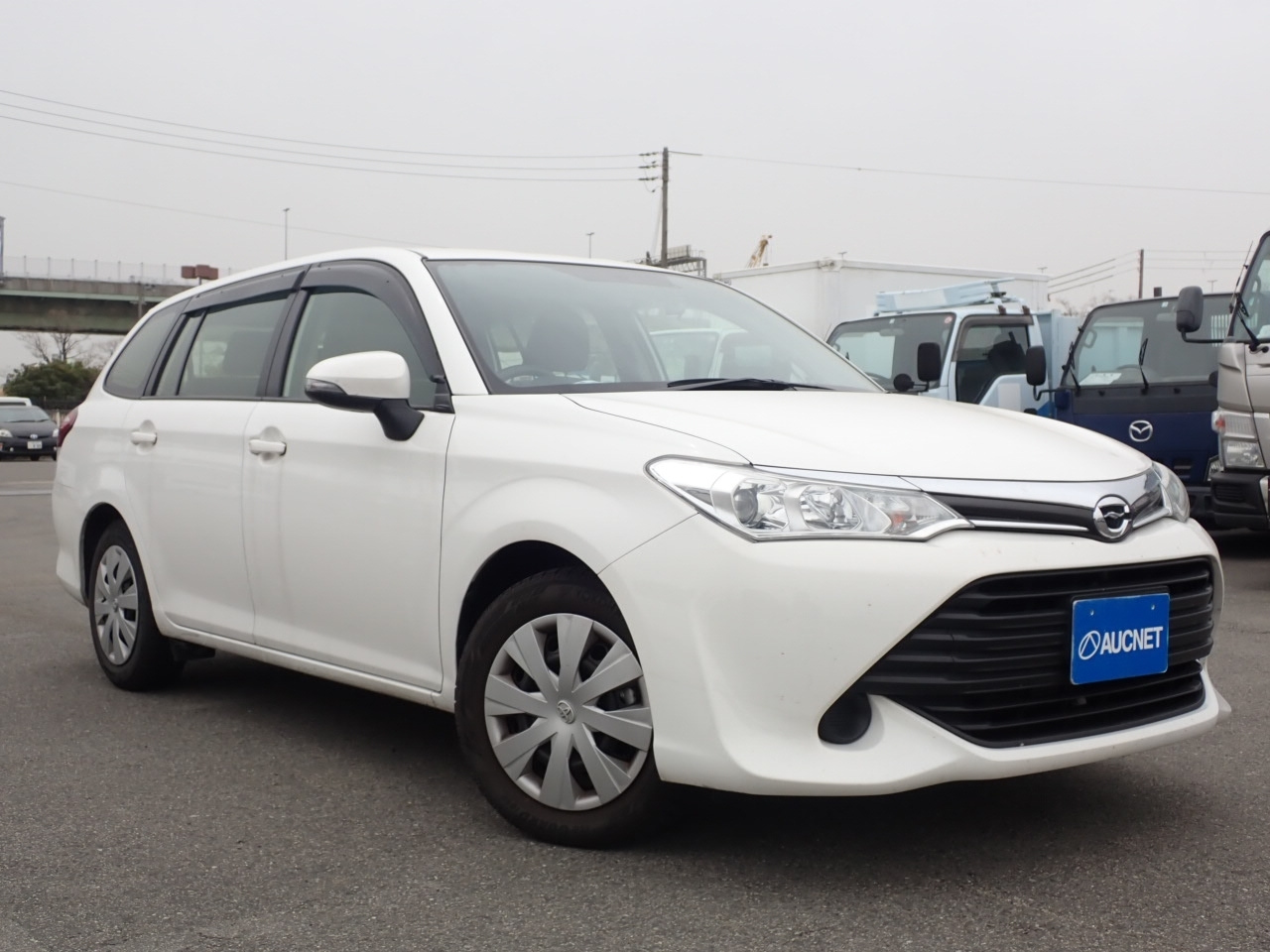 Import and buy TOYOTA COROLLA FIELDER 2017 from Japan to Nairobi, Kenya