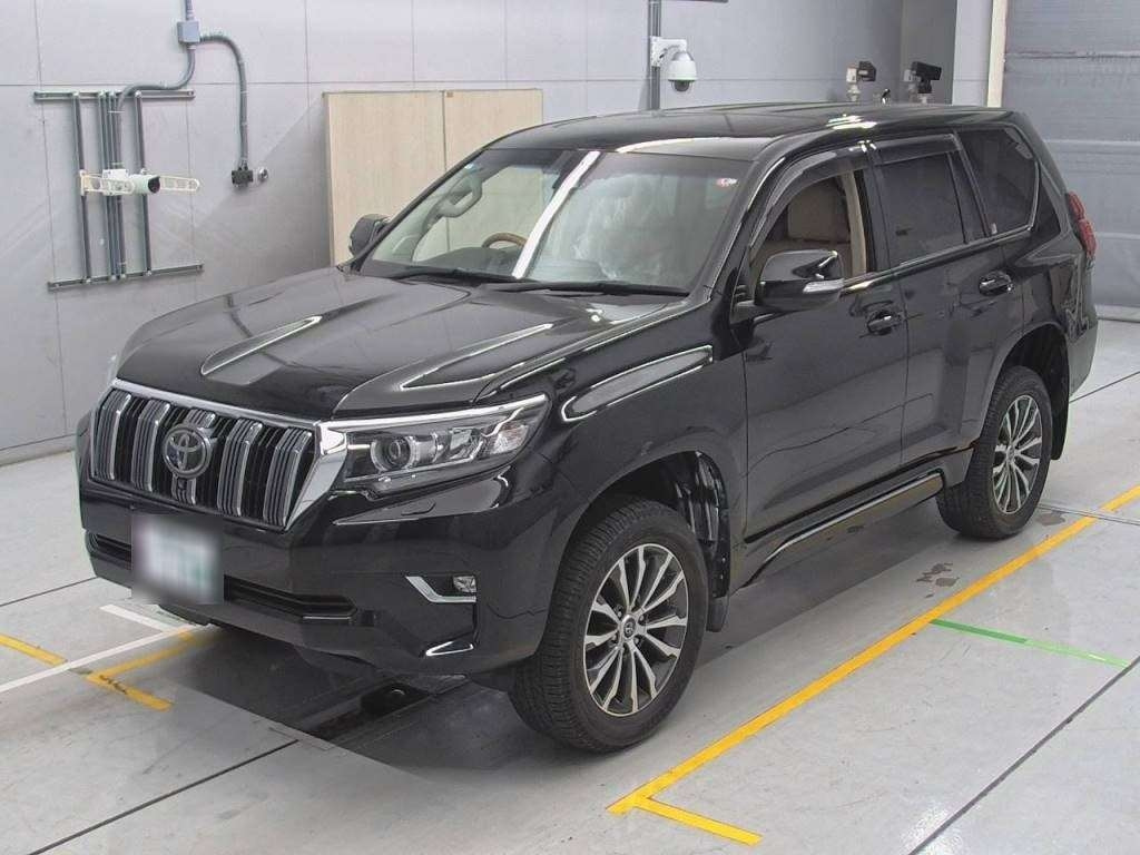 Import and buy TOYOTA LAND CRUISER PRADO 2018 from Japan to Nairobi, Kenya