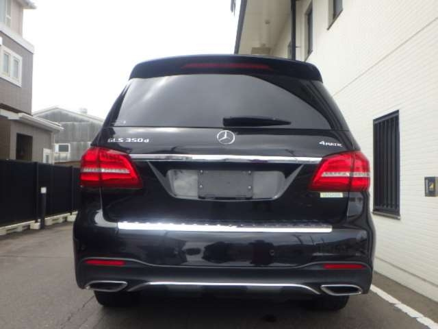 Import and buy MERCEDES BENZ GLS 2018 from Japan to Nairobi, Kenya