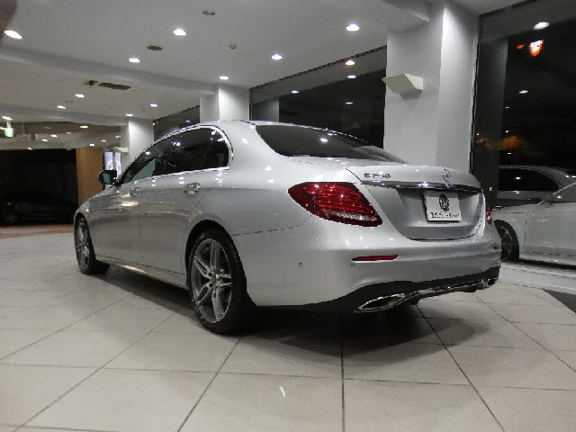 Import and buy MERCEDES BENZ E CLASS 2018 from Japan to Nairobi, Kenya