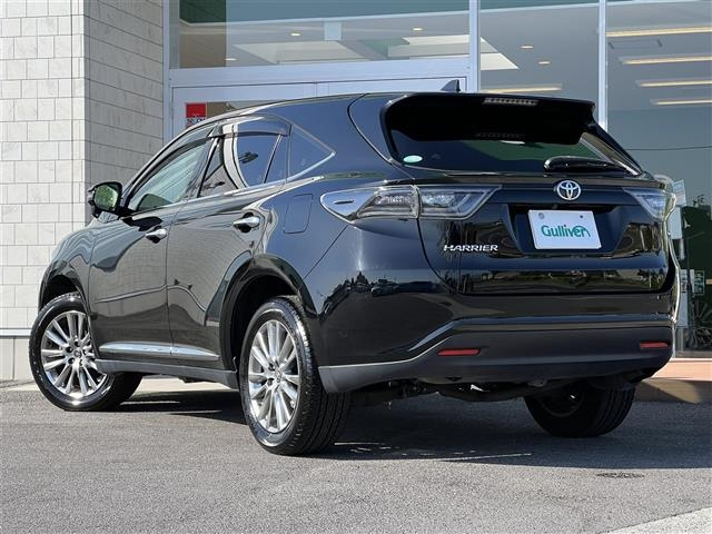 Import and buy TOYOTA HARRIER 2017 from Japan to Nairobi, Kenya