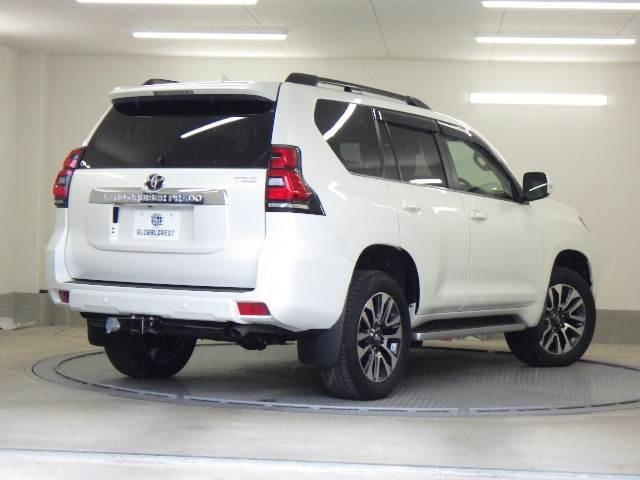 Import and buy TOYOTA LAND CRUISER PRADO 2021 from Japan to Nairobi, Kenya