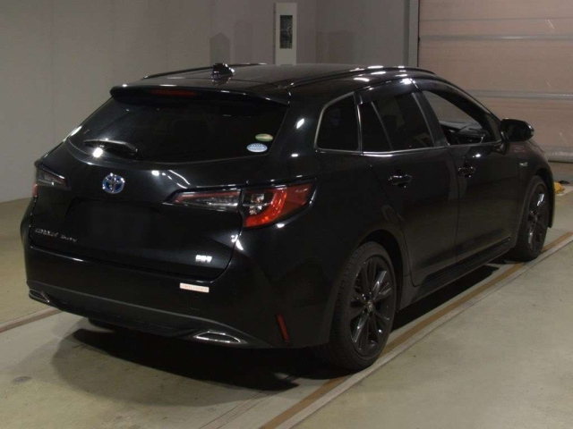 Import and buy TOYOTA COROLLA TOURING 2019 from Japan to Nairobi, Kenya