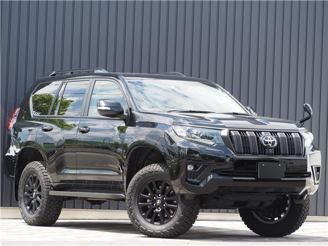 Import and buy TOYOTA LAND CRUISER PRADO 2022 from Japan to Nairobi, Kenya