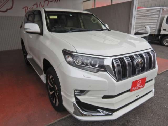 Import and buy TOYOTA LAND CRUISER PRADO 2019 from Japan to Nairobi, Kenya