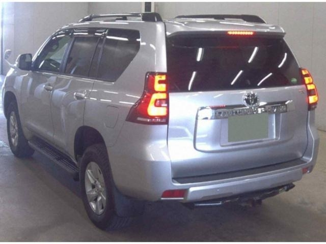 Import and buy TOYOTA LAND CRUISER PRADO 2019 from Japan to Nairobi, Kenya