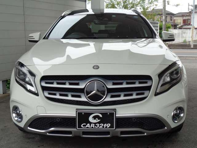 Import and buy MERCEDES BENZ GLA CLASS 2017 from Japan to Nairobi, Kenya