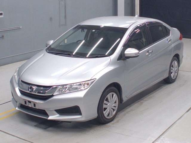 Import and buy HONDA GRACE 2017 from Japan to Nairobi, Kenya