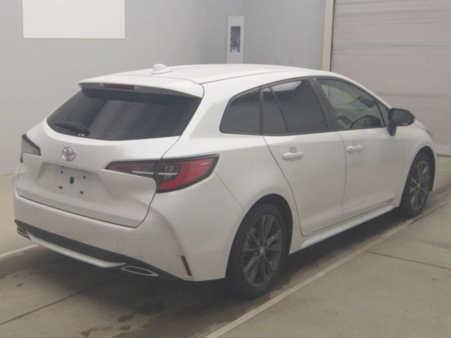 Import and buy TOYOTA COROLLA TOURING 2021 from Japan to Nairobi, Kenya