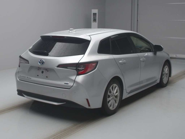 Import and buy TOYOTA COROLLA TOURING 2021 from Japan to Nairobi, Kenya