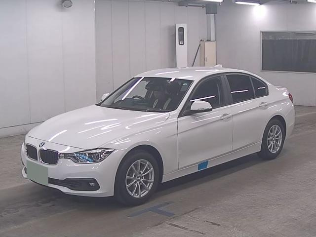 Import and buy BMW 3 SERIES 2017 from Japan to Nairobi, Kenya