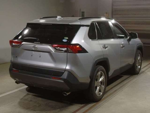 Import and buy TOYOTA RAV4 2019 from Japan to Nairobi, Kenya