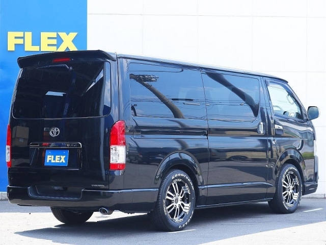 Import and buy TOYOTA HIACE VAN 2017 from Japan to Nairobi, Kenya