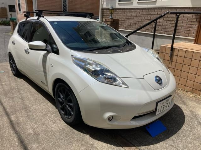 Import and buy NISSAN LEAF 2017 from Japan to Nairobi, Kenya