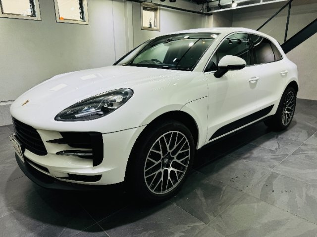 Import and buy PORSCHE MACAN 2019 from Japan to Nairobi, Kenya