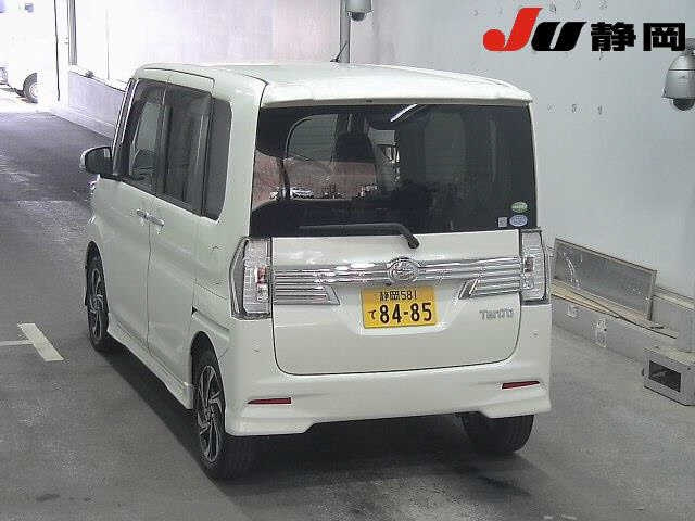 Import and buy DAIHATSU TANTO 2019 from Japan to Nairobi, Kenya