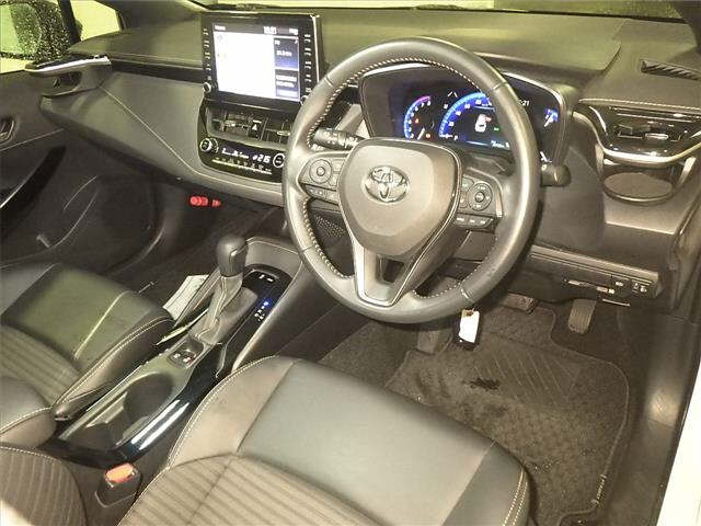 Import and buy TOYOTA COROLLA TOURING 2022 from Japan to Nairobi, Kenya