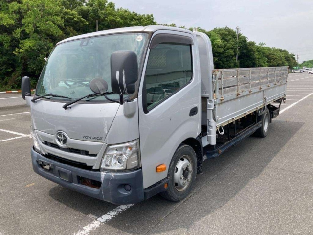 Import and buy TOYOTA TOYOACE 2020 from Japan to Nairobi, Kenya