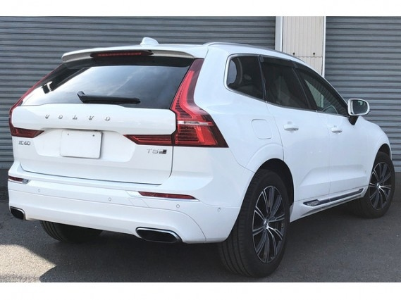 Import and buy VOLVO XC60 2019 from Japan to Nairobi, Kenya