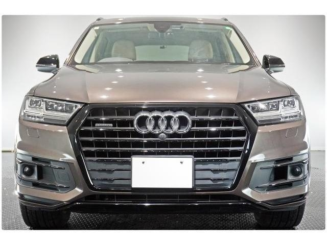 Import and buy AUDI Q7 2017 from Japan to Nairobi, Kenya