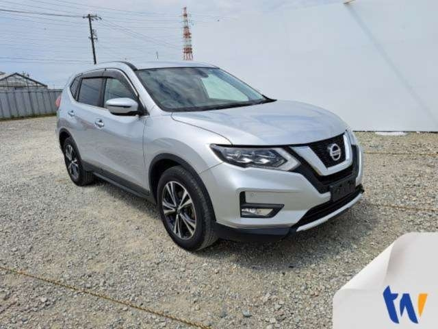 Import and buy NISSAN X-TRAIL 2017 from Japan to Nairobi, Kenya