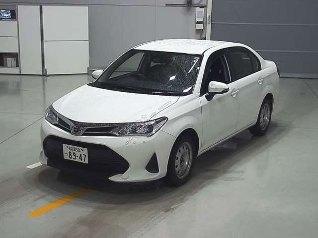 Import and buy TOYOTA COROLLA AXIO 2018 from Japan to Nairobi, Kenya