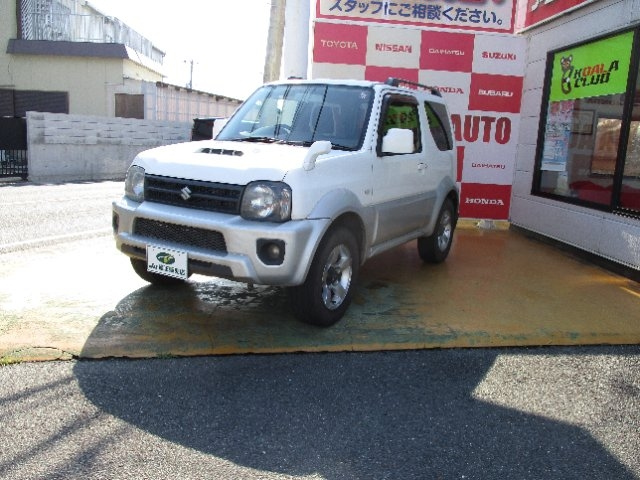 Import and buy SUZUKI JIMNY SIERRA 2017 from Japan to Nairobi, Kenya