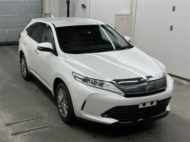 Import and buy TOYOTA HARRIER 2018 from Japan to Nairobi, Kenya