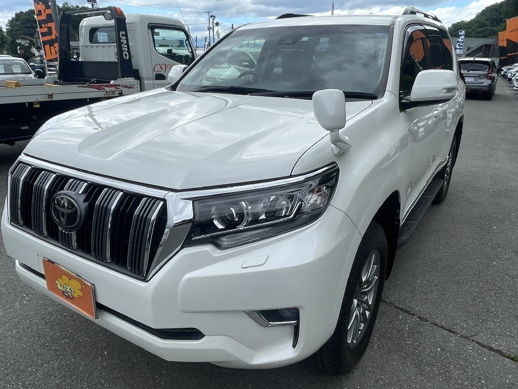 Import and buy TOYOTA LAND CRUISER PRADO 2017 from Japan to Nairobi, Kenya